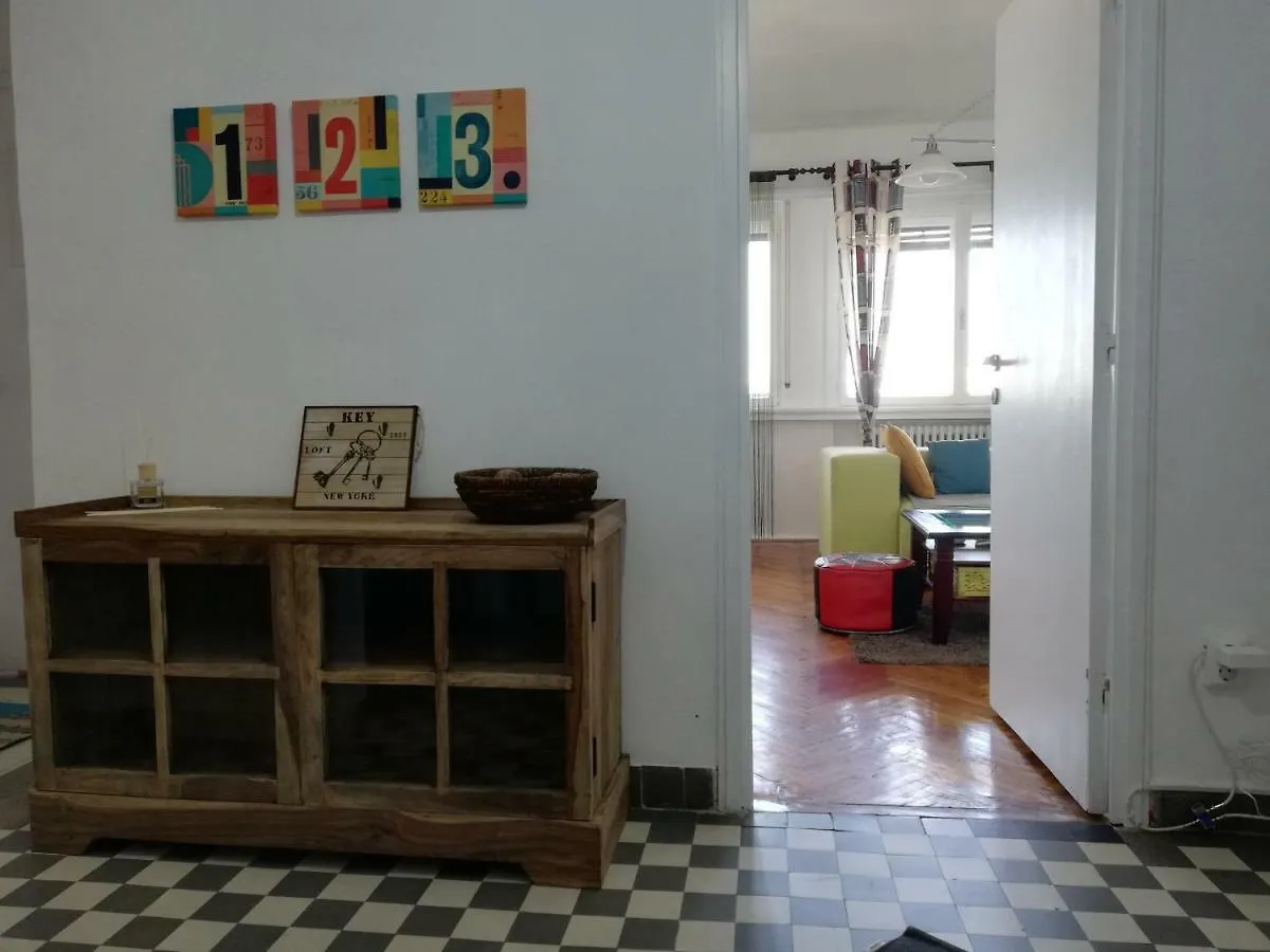 Bohemian Apartment By Calea Victoriei Bucharest