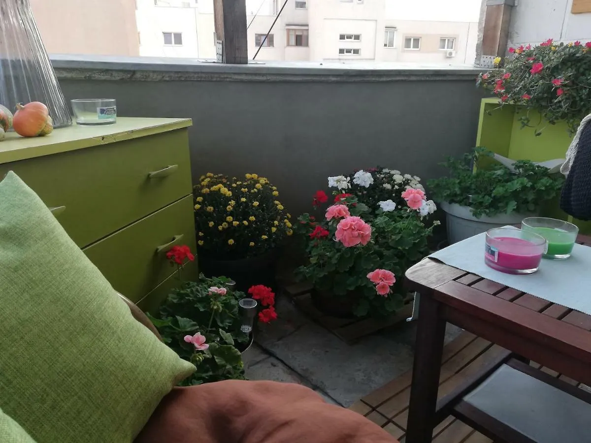 Bohemian Apartment By Calea Victoriei Bucharest