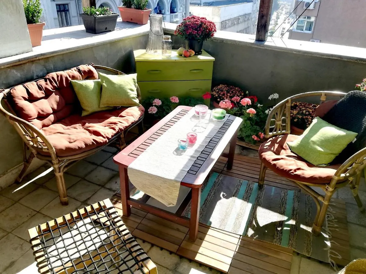 Bohemian Apartment By Calea Victoriei Bucharest